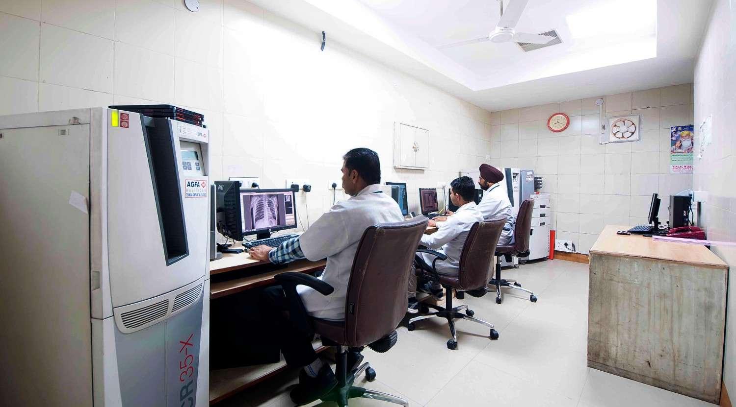 Radio-diagnosis